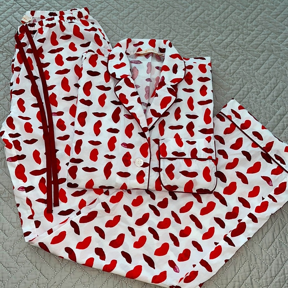 Tory Burch Pajama set like new